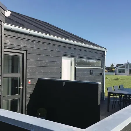 Stunning In Sby With 3 Bedrooms And Wifi